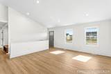 11767 Everett Avenue - Photo 15