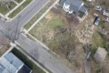 555 Amity Avenue - Photo 8