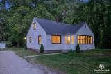 17 Division Avenue - Photo 4