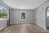 17 Division Avenue - Photo 8