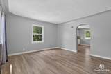 17 Division Avenue - Photo 9