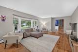 2000 Cascade Drive - Photo 4