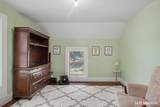 301 Clay Street - Photo 27