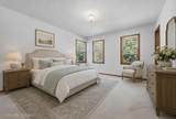 2715 Sleepy Hollow Drive - Photo 36