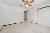 2715 Sleepy Hollow Drive - Photo 42