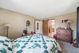 8745 Hawthorne Hills Drive - Photo 19