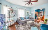 118 Budlong Street - Photo 15
