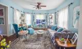 118 Budlong Street - Photo 16