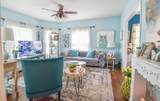 118 Budlong Street - Photo 17