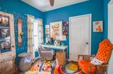 118 Budlong Street - Photo 20