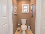 118 Budlong Street - Photo 32