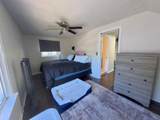 23147 Melville Avenue - Photo 17