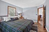 5821 Queens Highway - Photo 15
