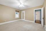 909 Moulton Avenue - Photo 17