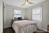 1936 Carlton Avenue - Photo 16