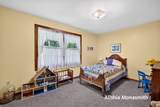 16275 Pine Hollow Avenue - Photo 35