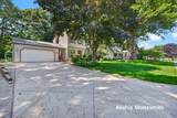 16275 Pine Hollow Avenue - Photo 6
