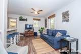 10580 Round Lake Drive - Photo 15