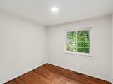 2004 Suffolk Avenue - Photo 10