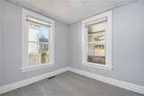448 Spencer Street - Photo 18