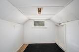 448 Spencer Street - Photo 20