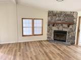 3084 Pipestone Road - Photo 2