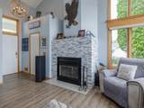 1821 Lakeview Drive - Photo 7