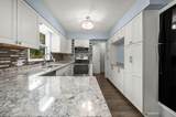 2987 Windsor Drive - Photo 14