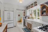 1718 Summit Street - Photo 2