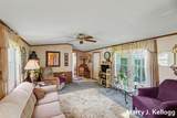 2511 Fawn Avenue - Photo 4