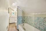 246 Lemyra Street - Photo 19