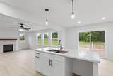 2024 Green Acres Drive - Photo 4