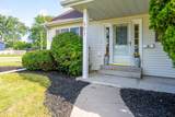 401 Veronica Court - Photo 3