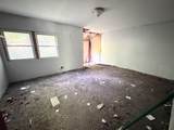 7022 Queens Highway - Photo 6