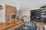 2410 Rossiter Place - Photo 12