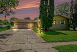 1806 Broadway Street - Photo 2