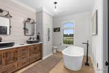 8769 Paris Avenue - Photo 29