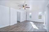 1207 Vine Street - Photo 6
