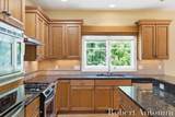 2025 Pine Nook Court - Photo 17