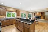 2025 Pine Nook Court - Photo 18