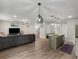 880 Machnik Drive - Photo 4