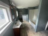 421 Railroad Street - Photo 11