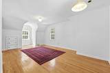 526 Montrose Avenue - Photo 10