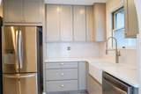 940 Lakeside Drive - Photo 5