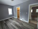 303 Rathburn - Photo 15
