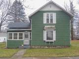 150 Kingsbury Avenue - Photo 1