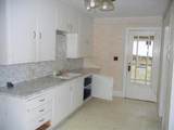 150 Kingsbury Avenue - Photo 4