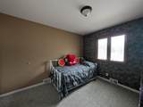 16318 Wellington Avenue - Photo 16