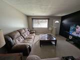 16318 Wellington Avenue - Photo 9