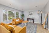 1727 Weymouth Drive - Photo 10
